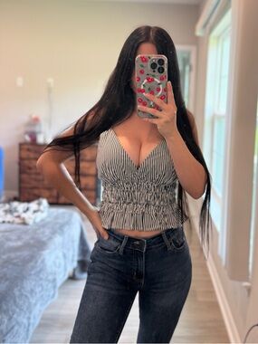 Sim & Sam Women's Medium Black White Striped Tie Shoulder Crop Top